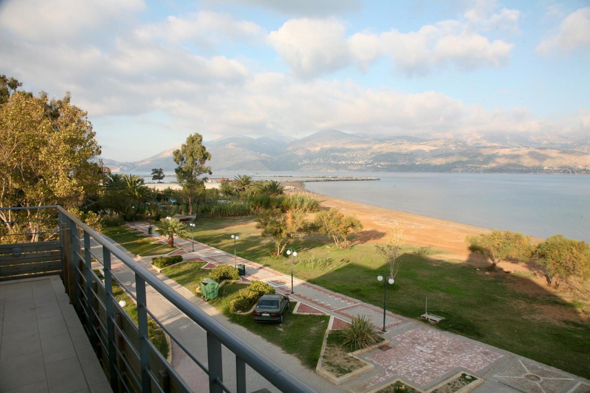 Aura Boutique Hotel Lixouri Ngoại thất bức ảnh